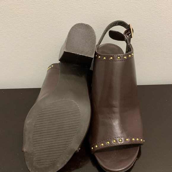 Charming Charlie sandals - Picture 4 of 4